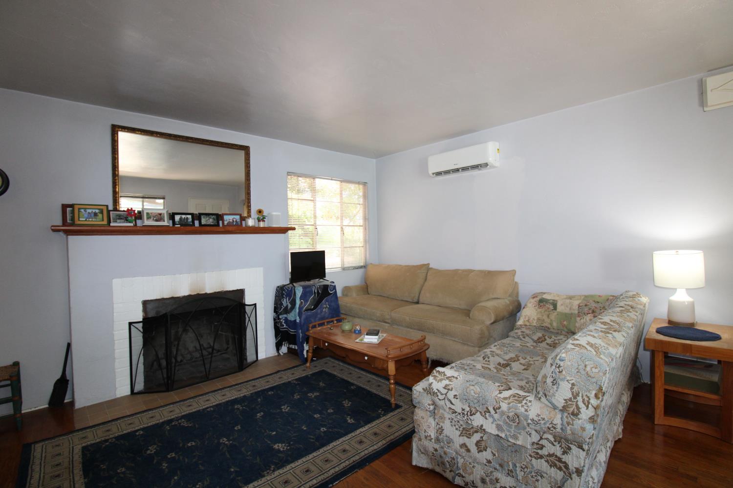 736 E Andrews Ave, Fresno, CA 93704