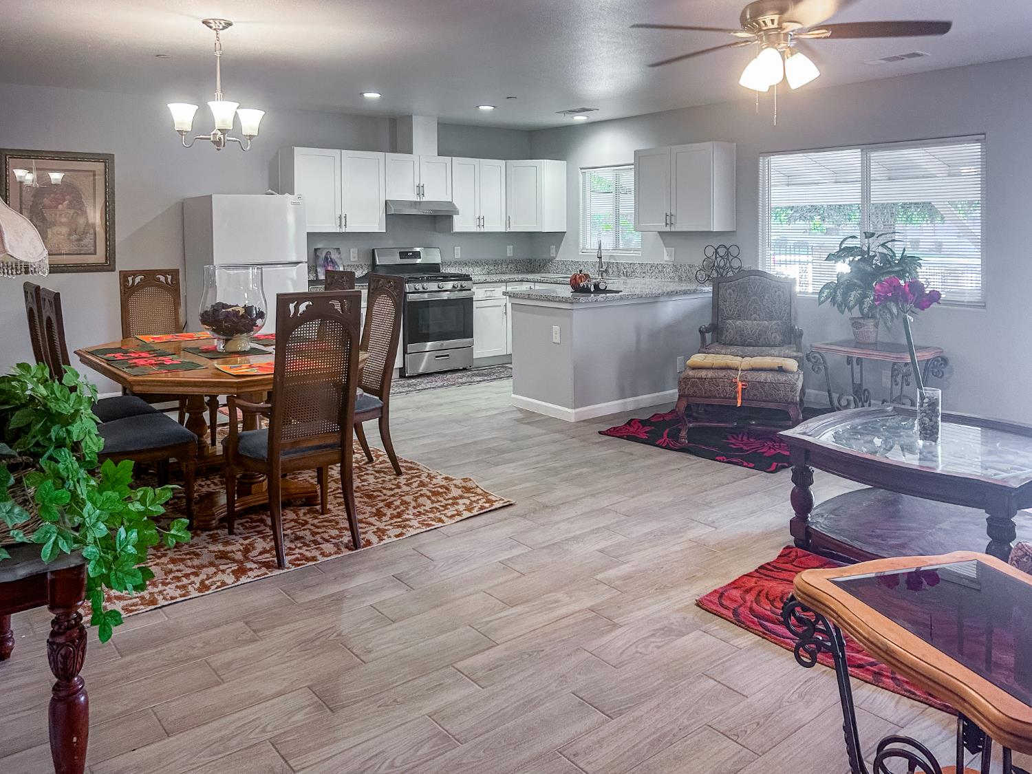 3280 Mccall Ave, Selma, CA 93662