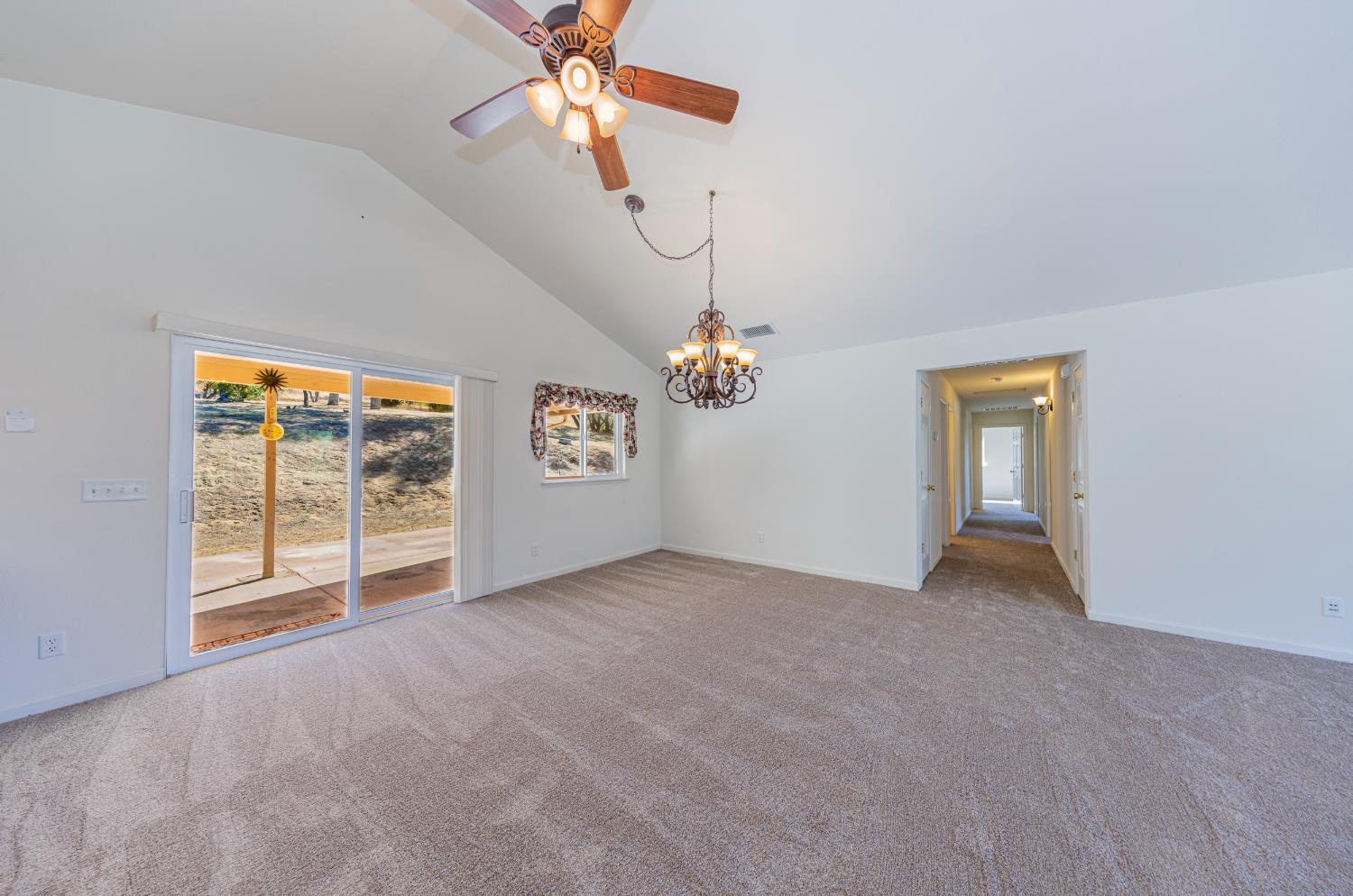 33322 Lucky Ridge Pl, Coarsegold, CA 93614