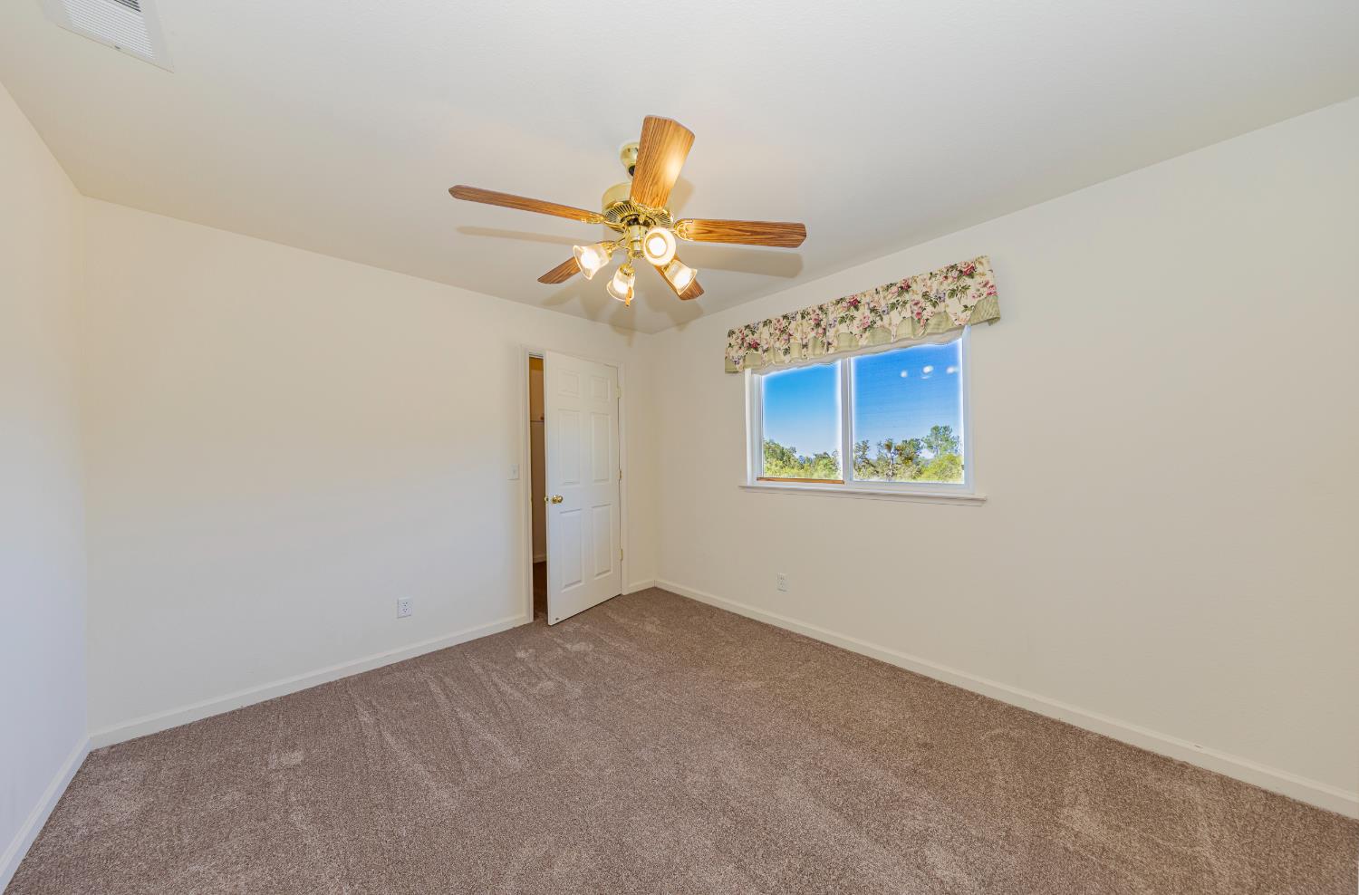 33322 Lucky Ridge Pl, Coarsegold, CA 93614
