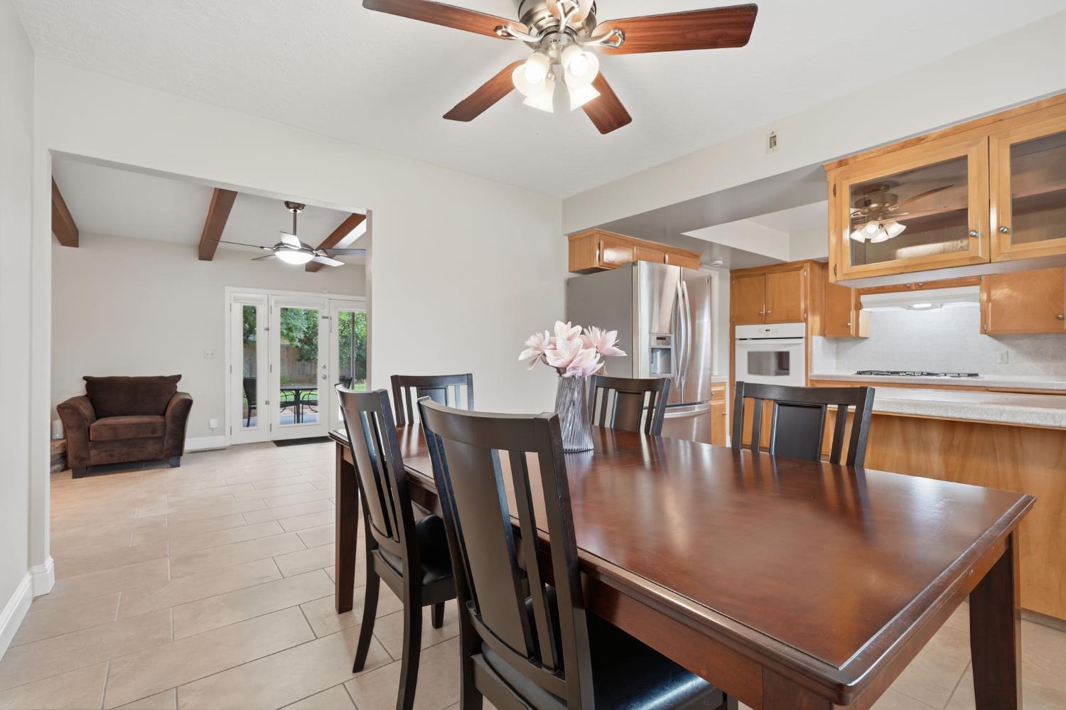 696 W Celeste Ave, Fresno, CA 93704