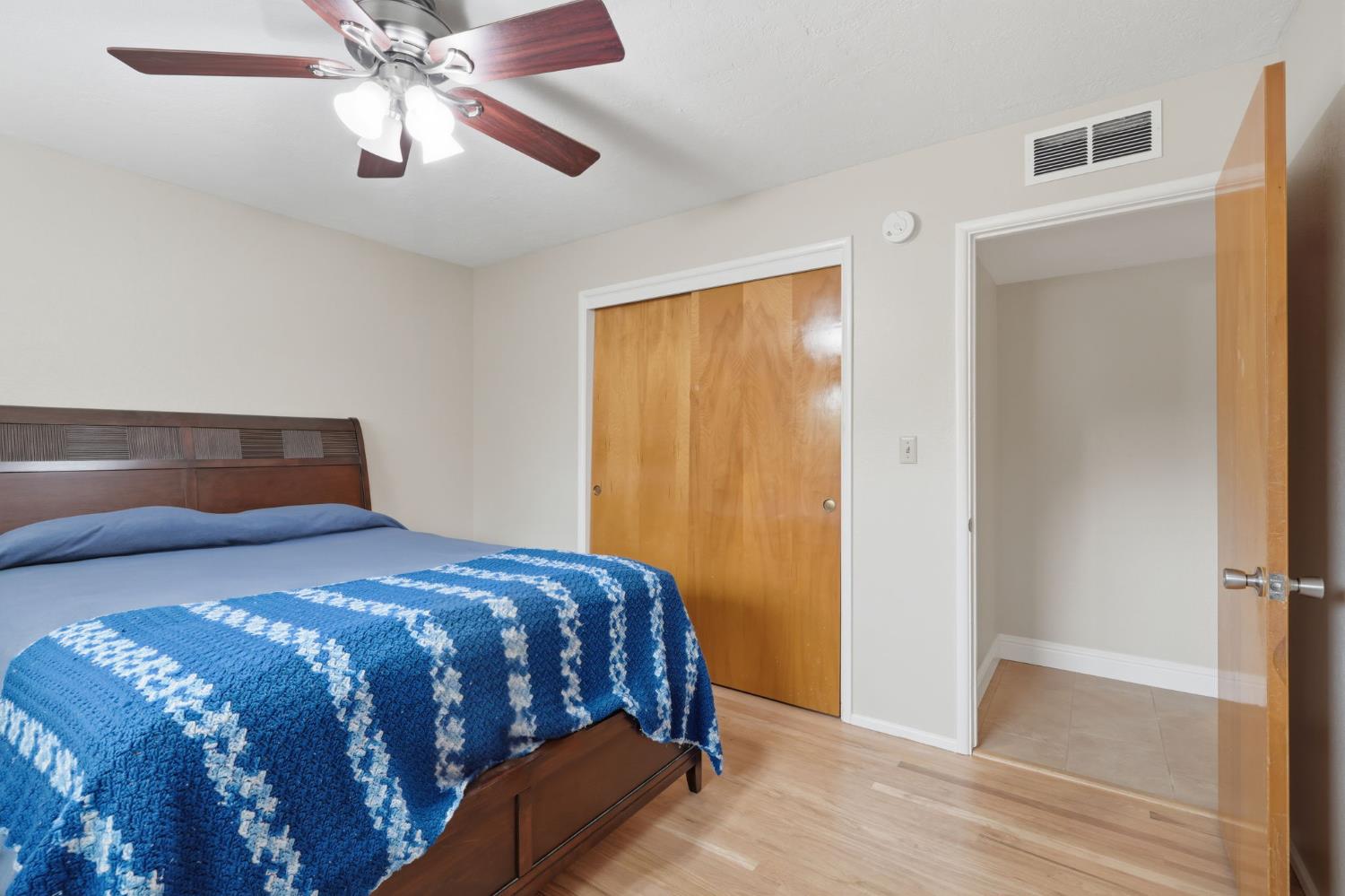 696 W Celeste Ave, Fresno, CA 93704