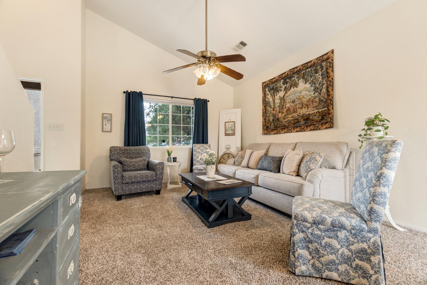 699 Haliburton Way, Coalinga, CA 93210