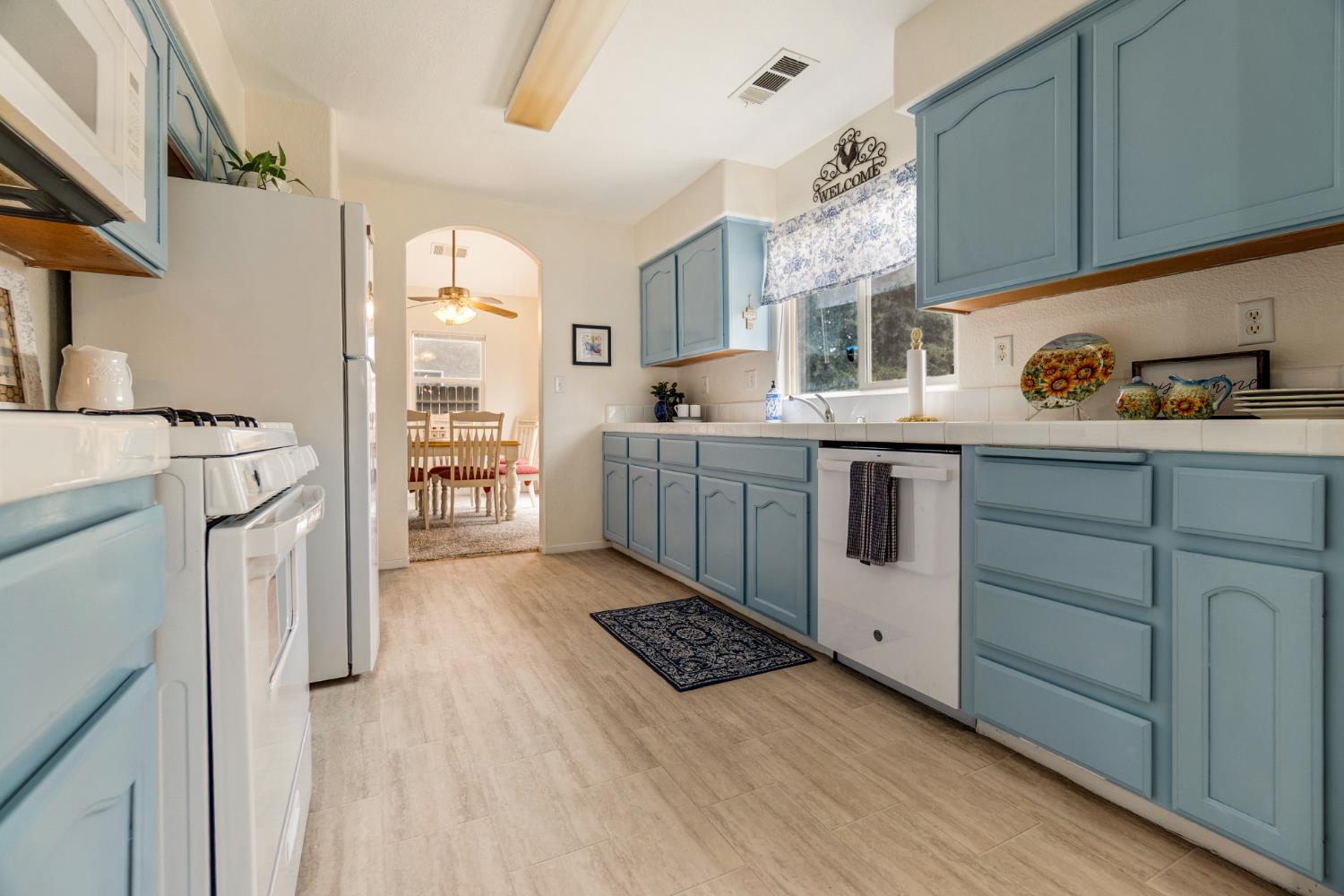 699 Haliburton Way, Coalinga, CA 93210