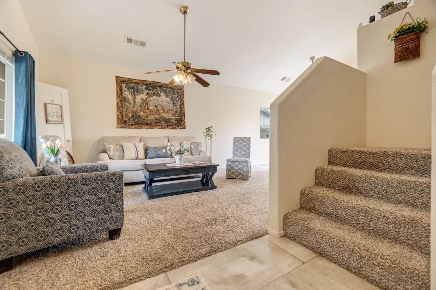 699 Haliburton Way, Coalinga, CA 93210