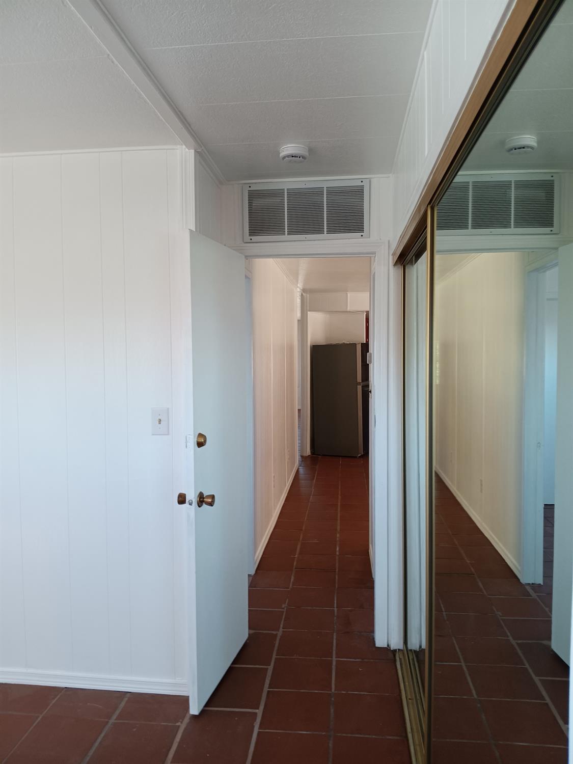 45682 Columbine Ln, Yokuts Valley, CA 93675