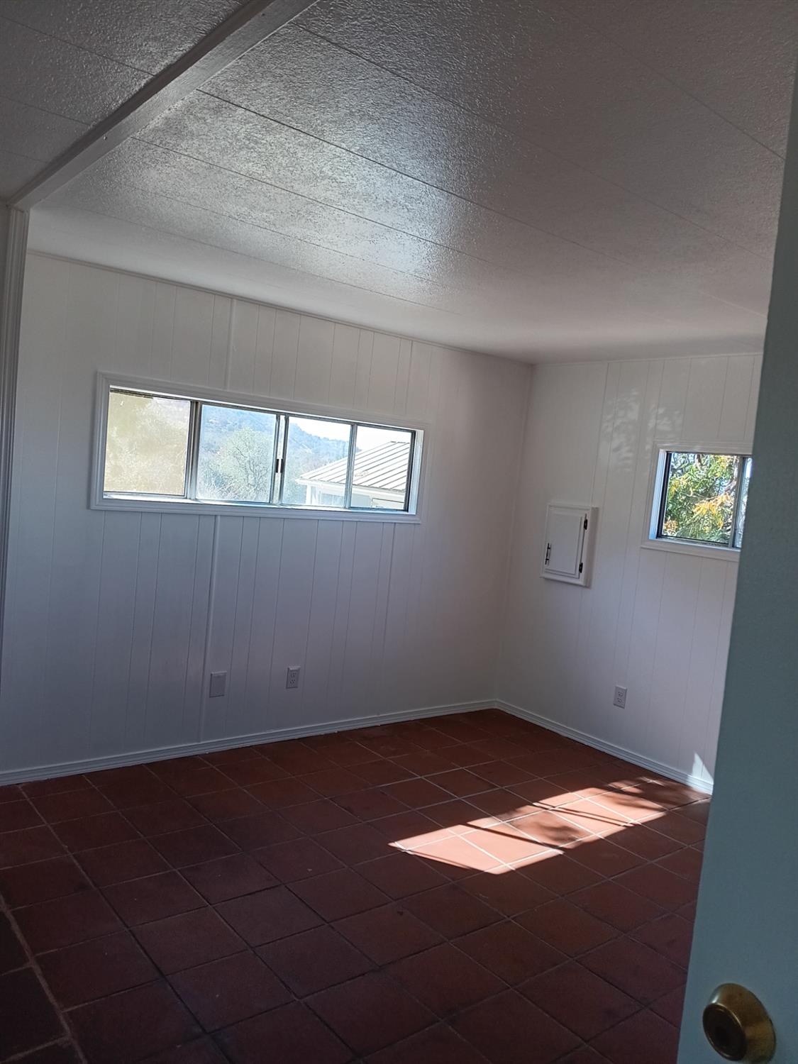 45682 Columbine Ln, Yokuts Valley, CA 93675