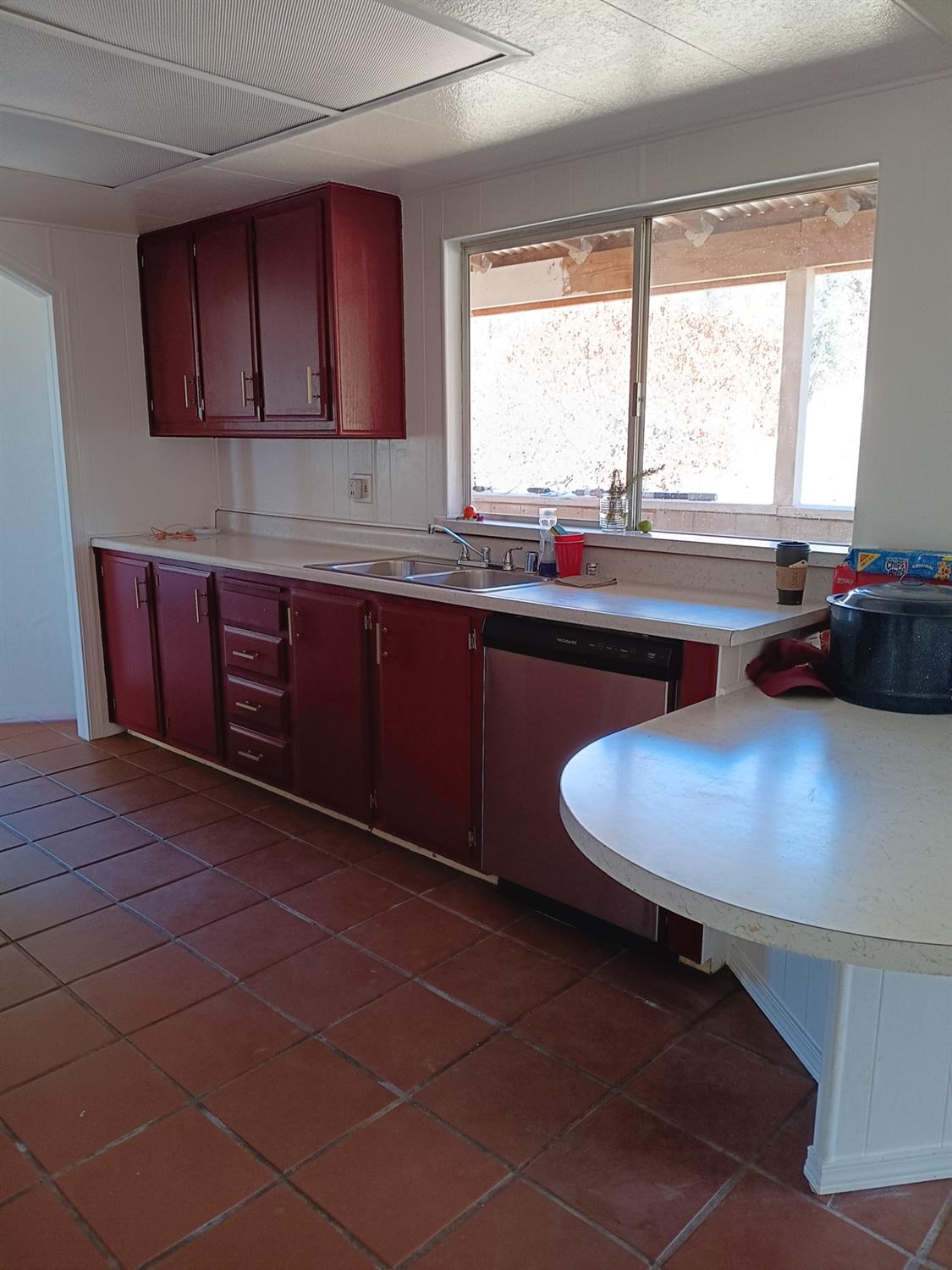 45682 Columbine Ln, Yokuts Valley, CA 93675