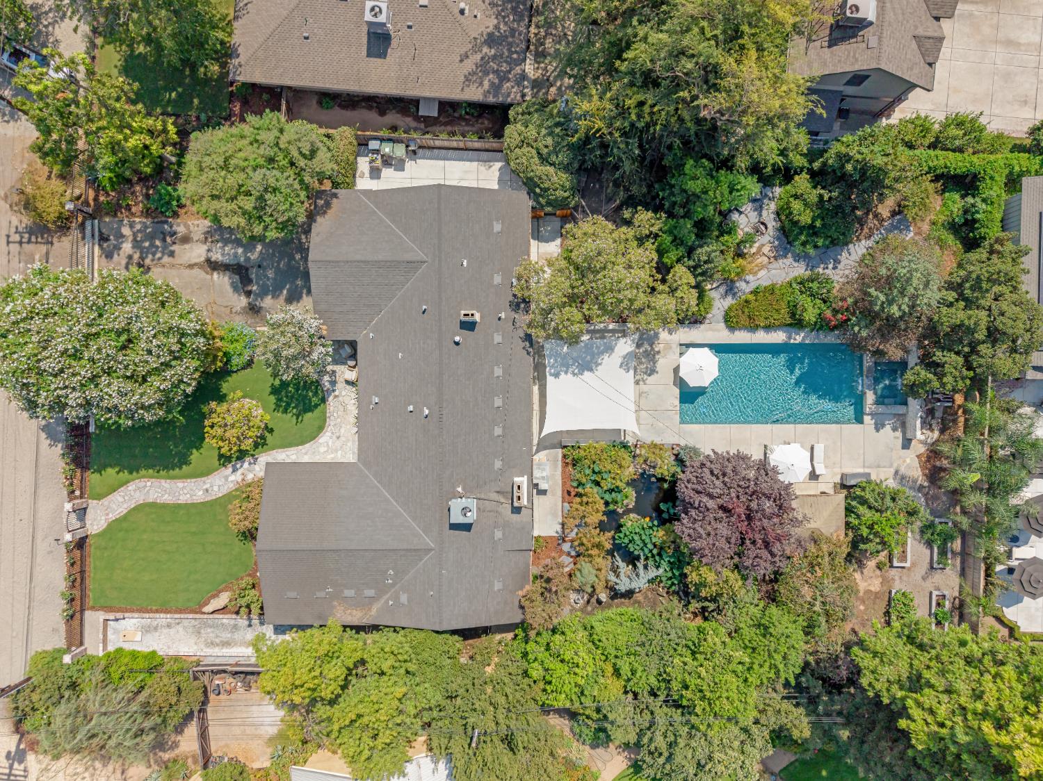 4949 N Wishon Ct, Fresno, CA 93704