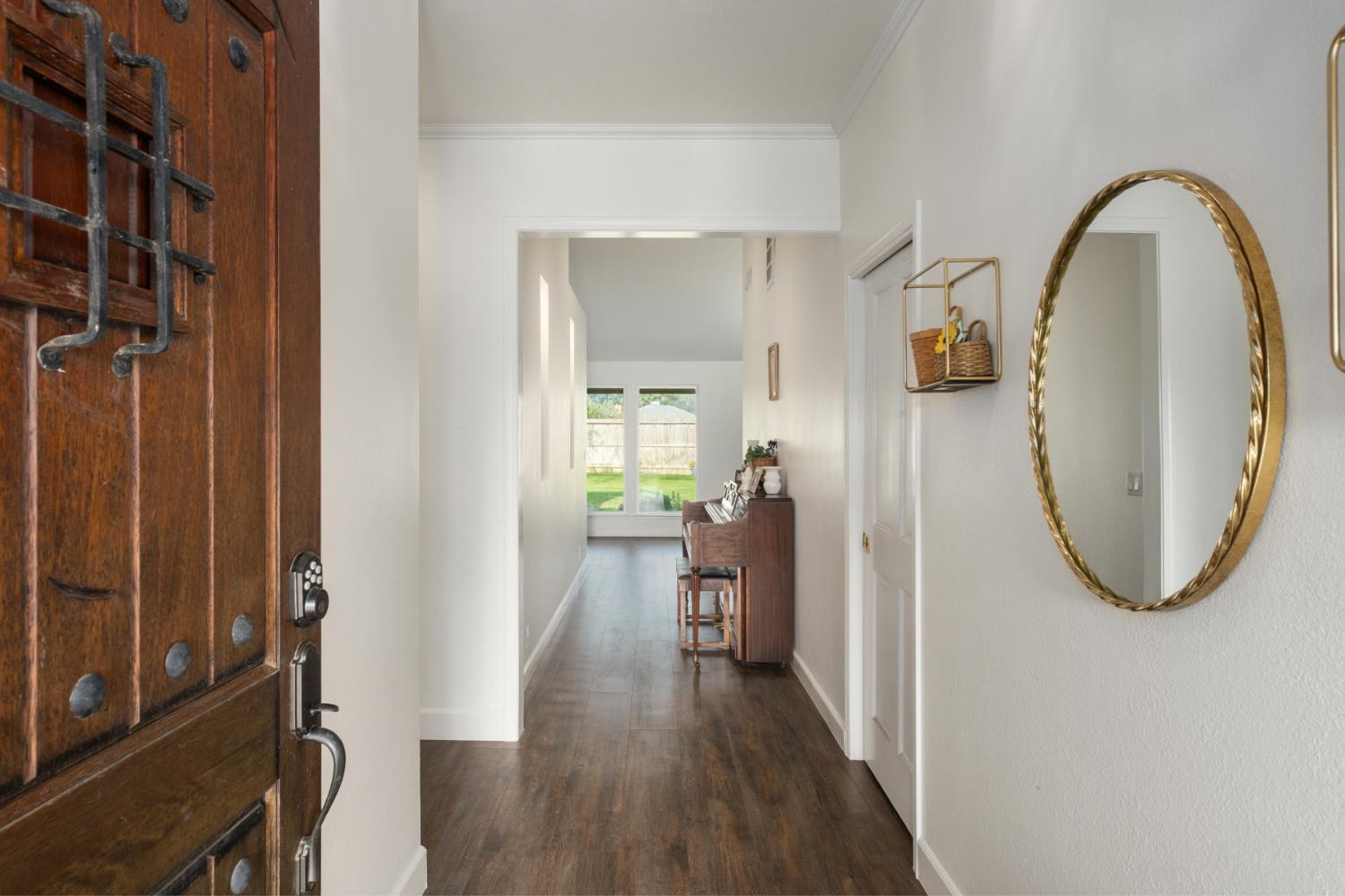 3030 Bonander Ave, Kingsburg, CA 93631