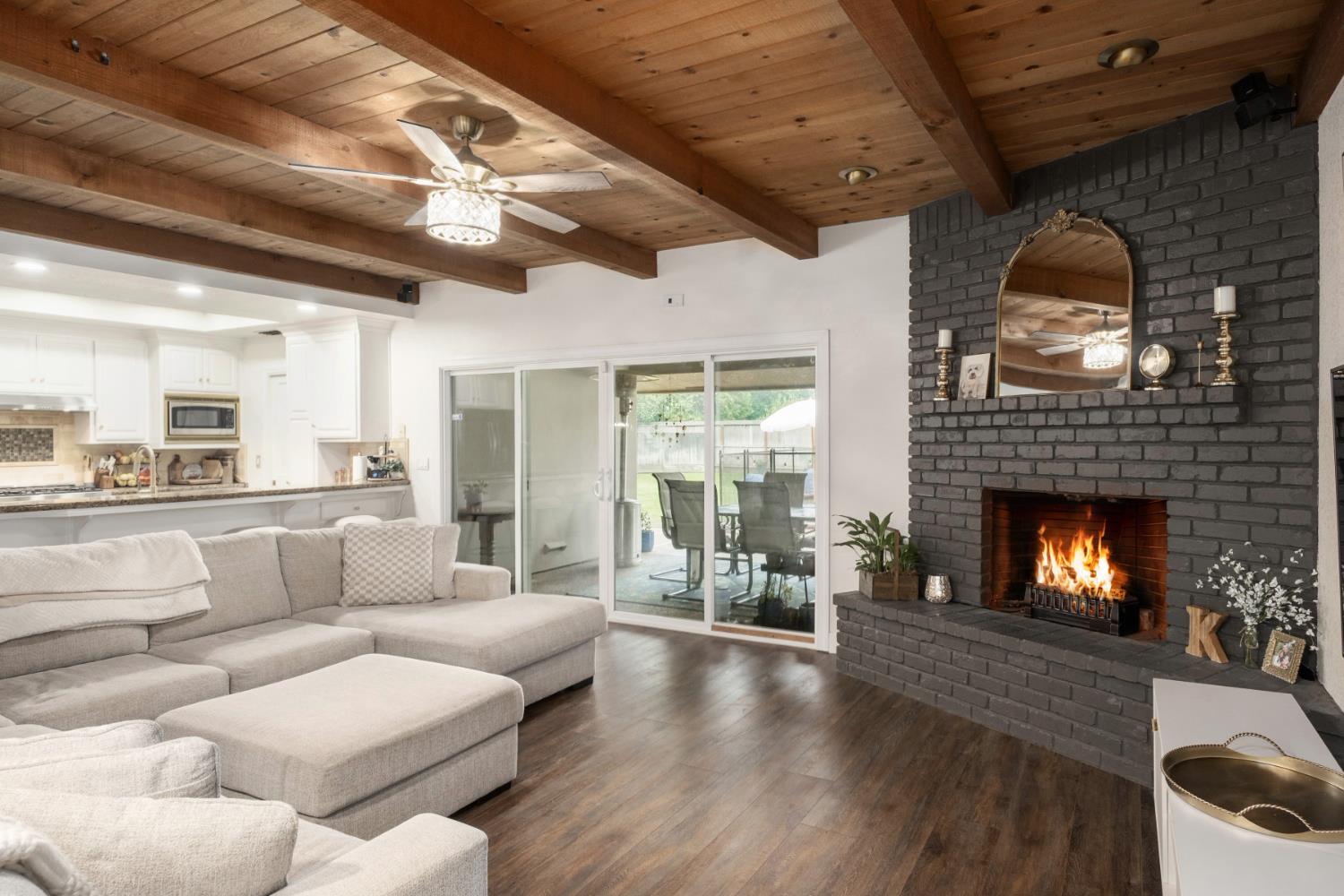 3030 Bonander Ave, Kingsburg, CA 93631