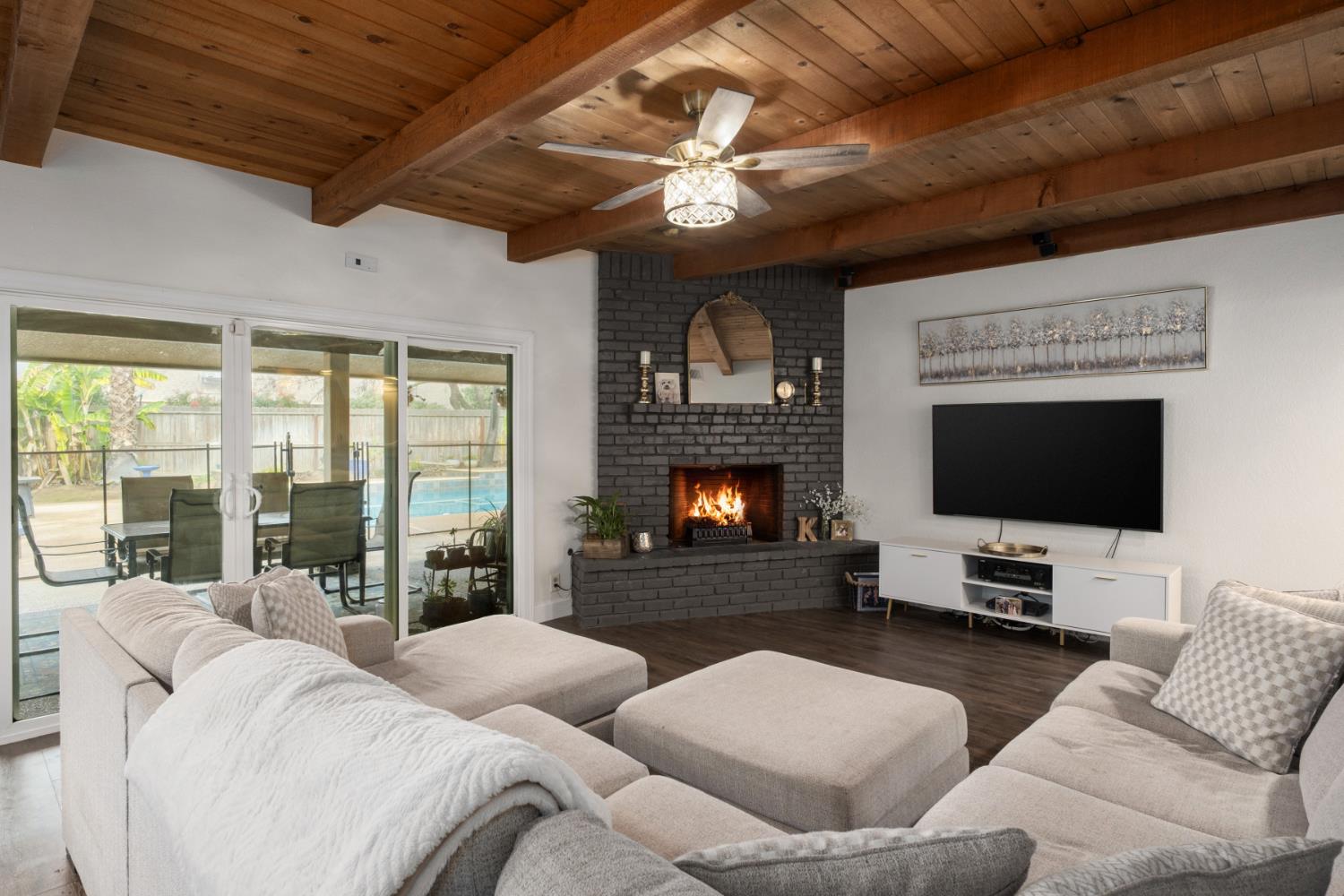 3030 Bonander Ave, Kingsburg, CA 93631