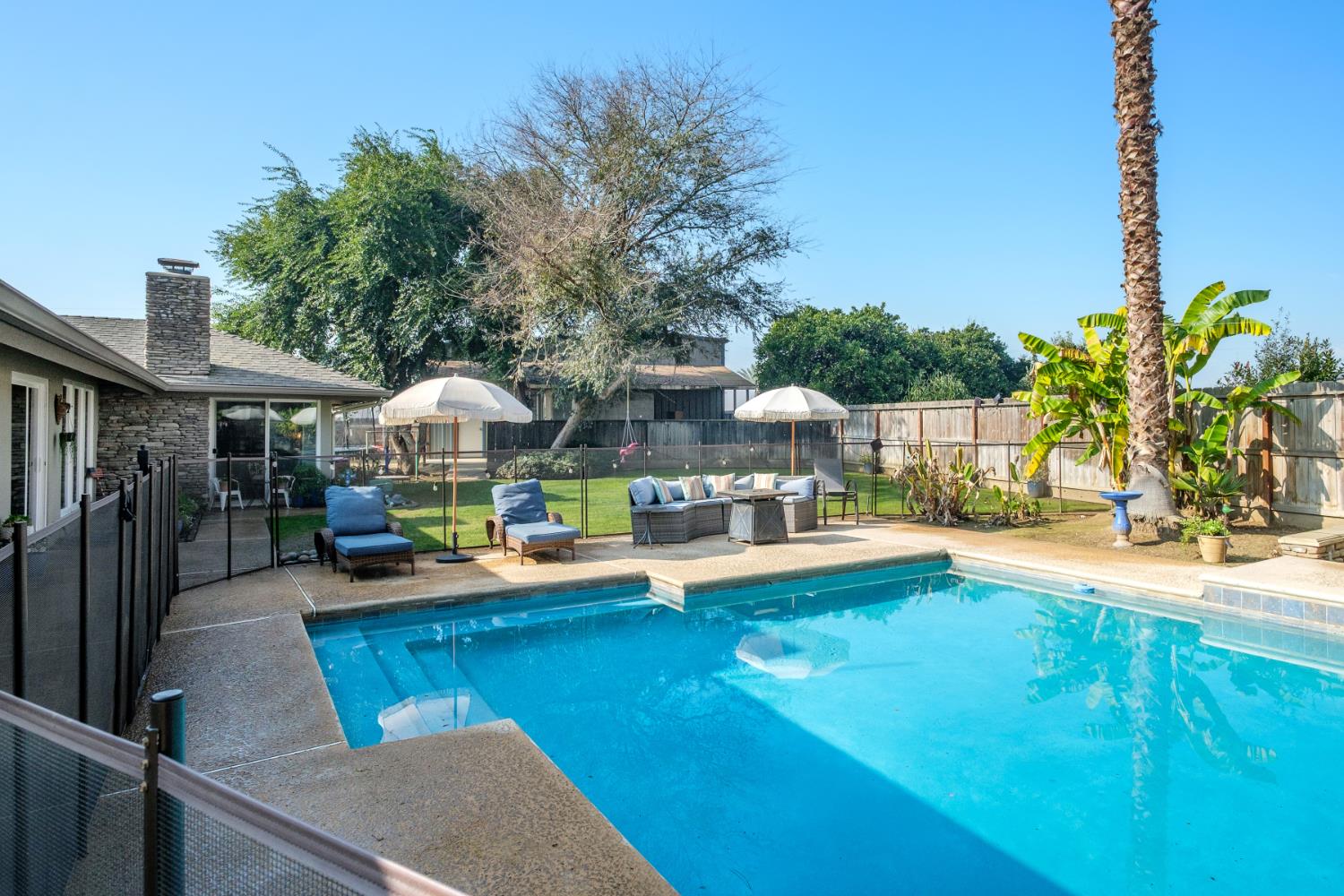 3030 Bonander Ave, Kingsburg, CA 93631