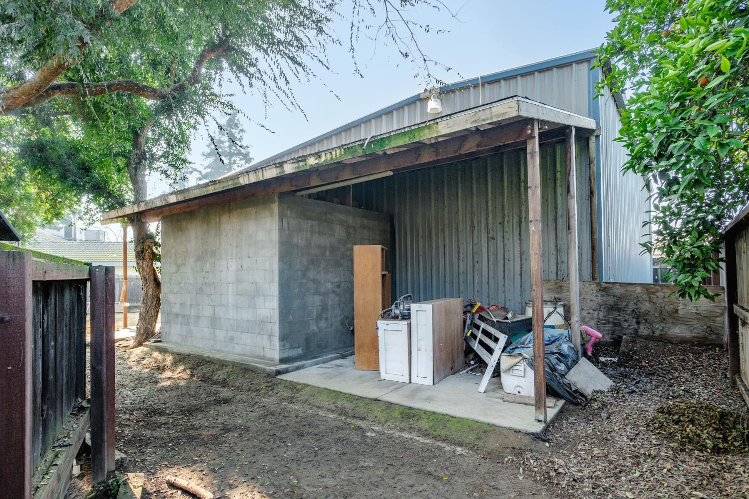 3030 Bonander Ave, Kingsburg, CA 93631