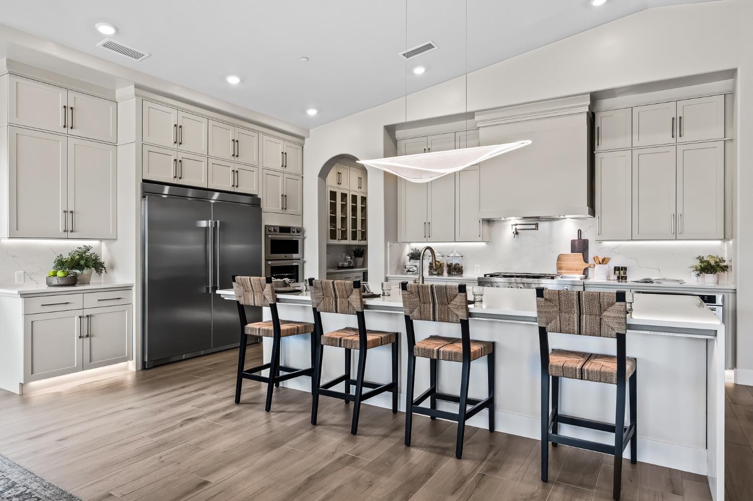 11709 N Via Ravenna Dr, Fresno, CA 93730