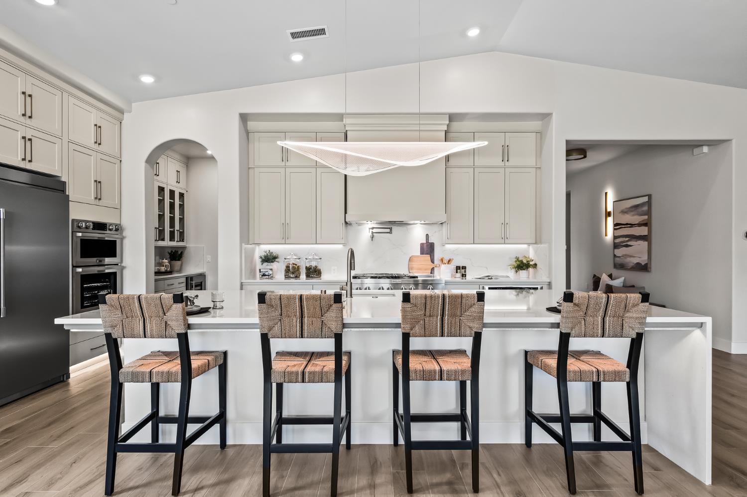 11709 N Via Ravenna Dr, Fresno, CA 93730