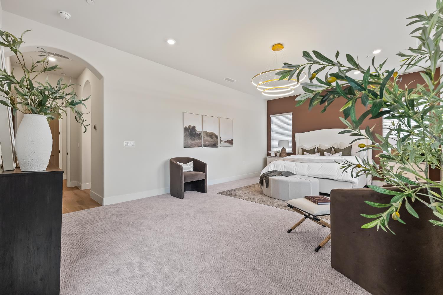 11709 N Via Ravenna Dr, Fresno, CA 93730