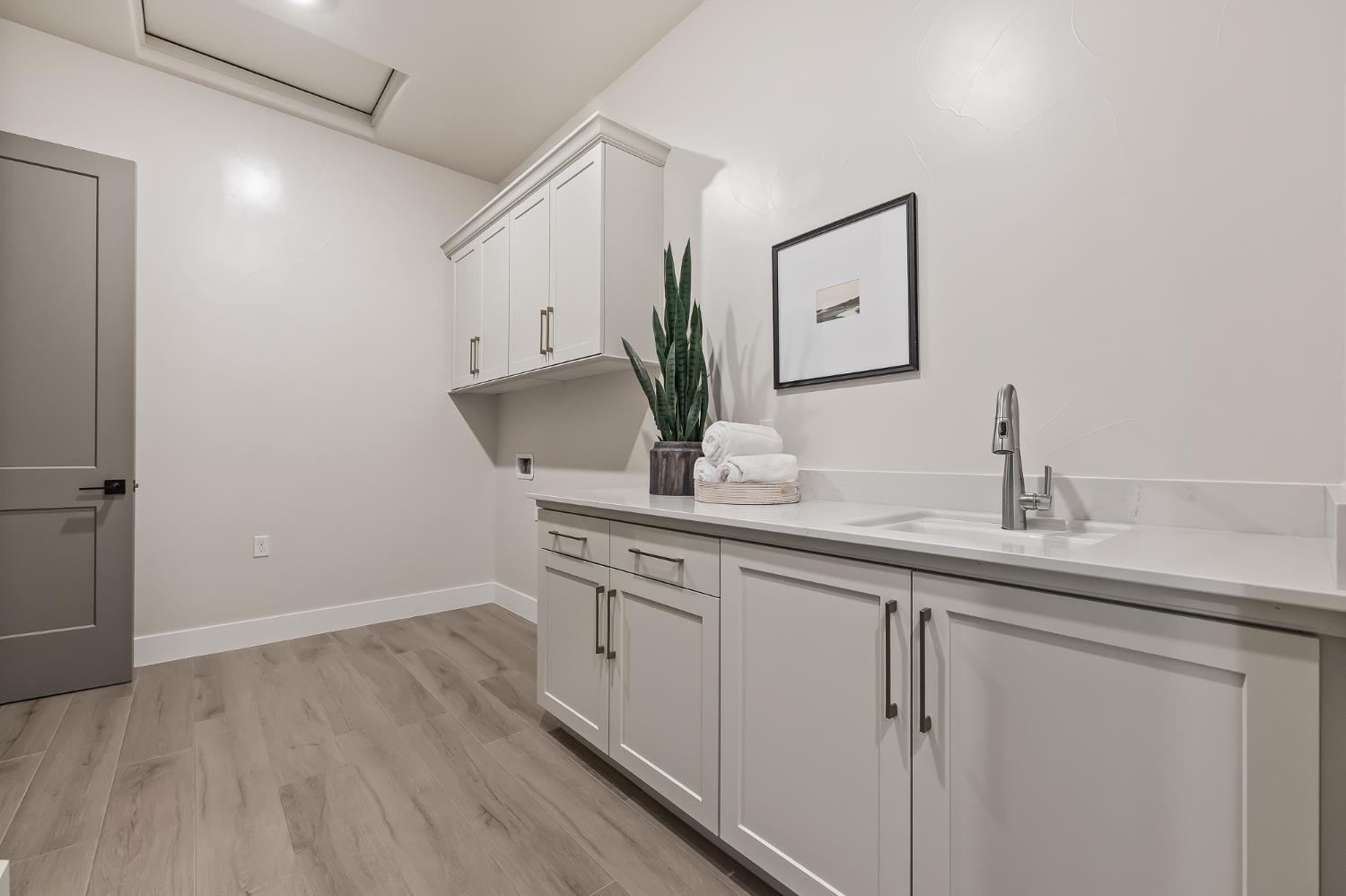 11709 N Via Ravenna Dr, Fresno, CA 93730