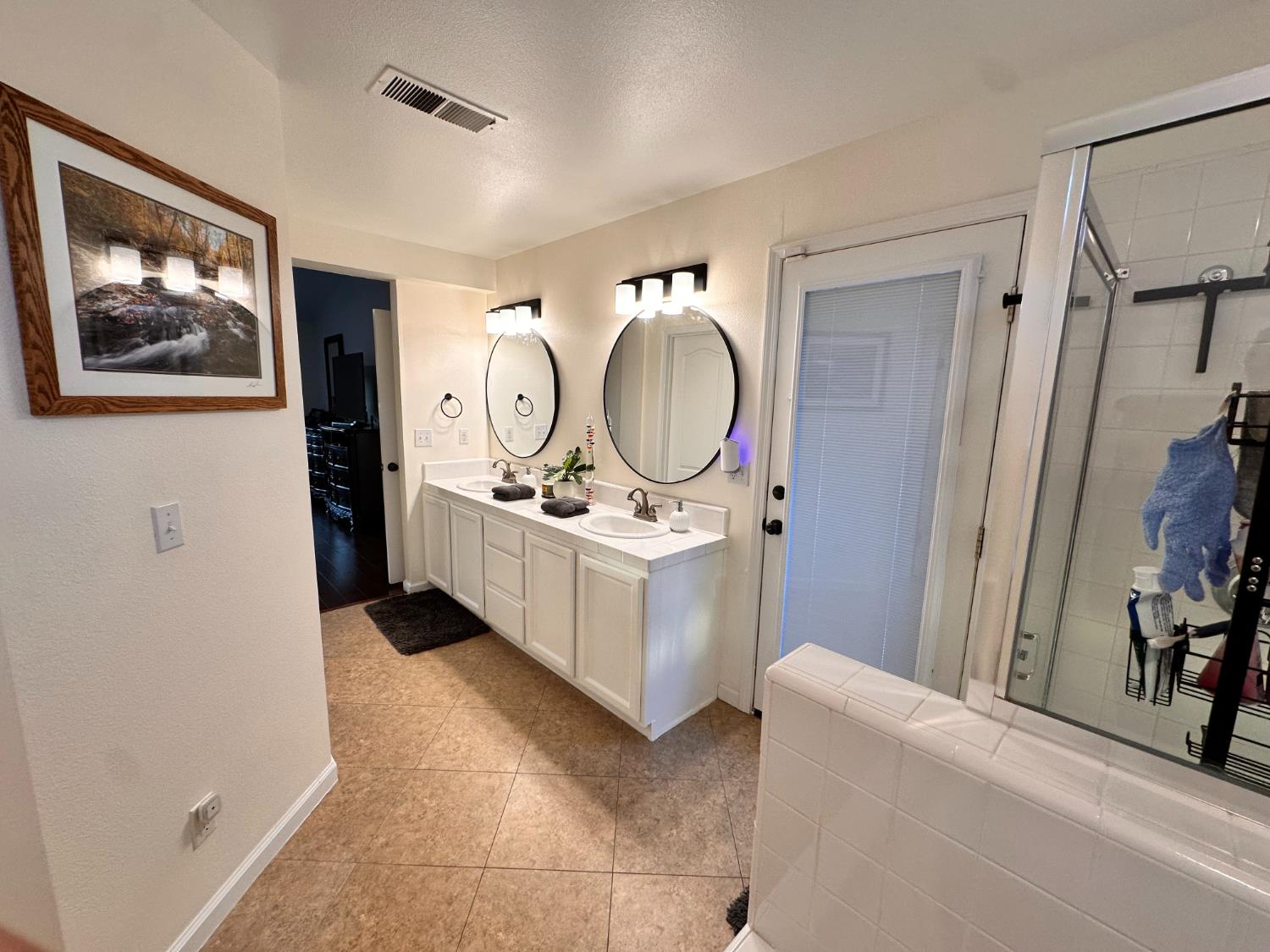 3362 Greenfield Ave, Clovis, CA 93611