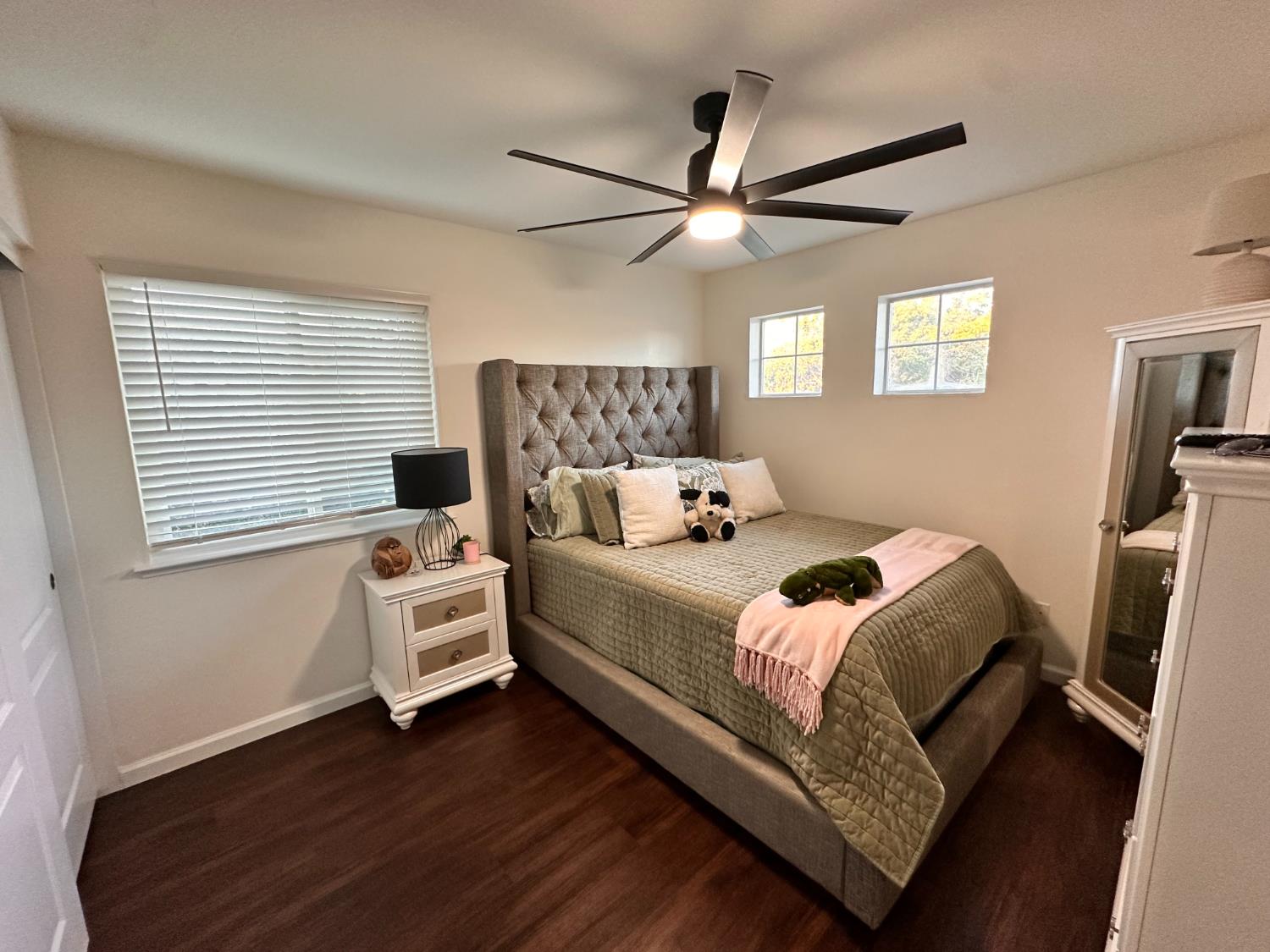 3362 Greenfield Ave, Clovis, CA 93611