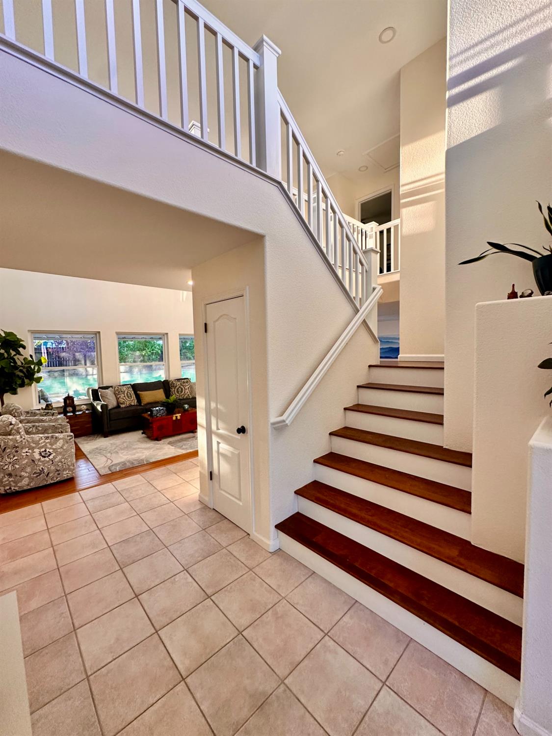 3362 Greenfield Ave, Clovis, CA 93611