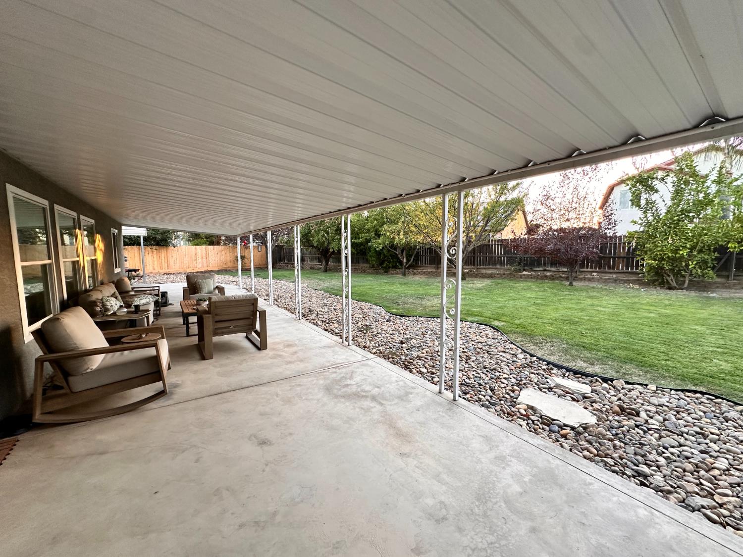 3362 Greenfield Ave, Clovis, CA 93611