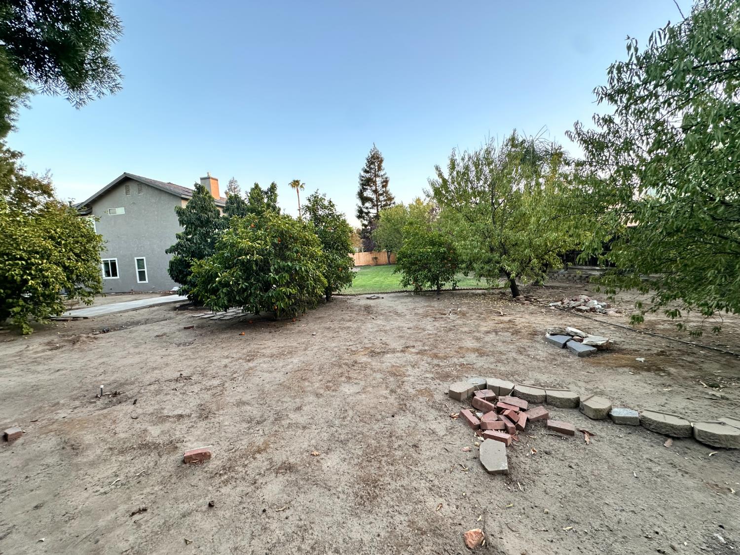 3362 Greenfield Ave, Clovis, CA 93611