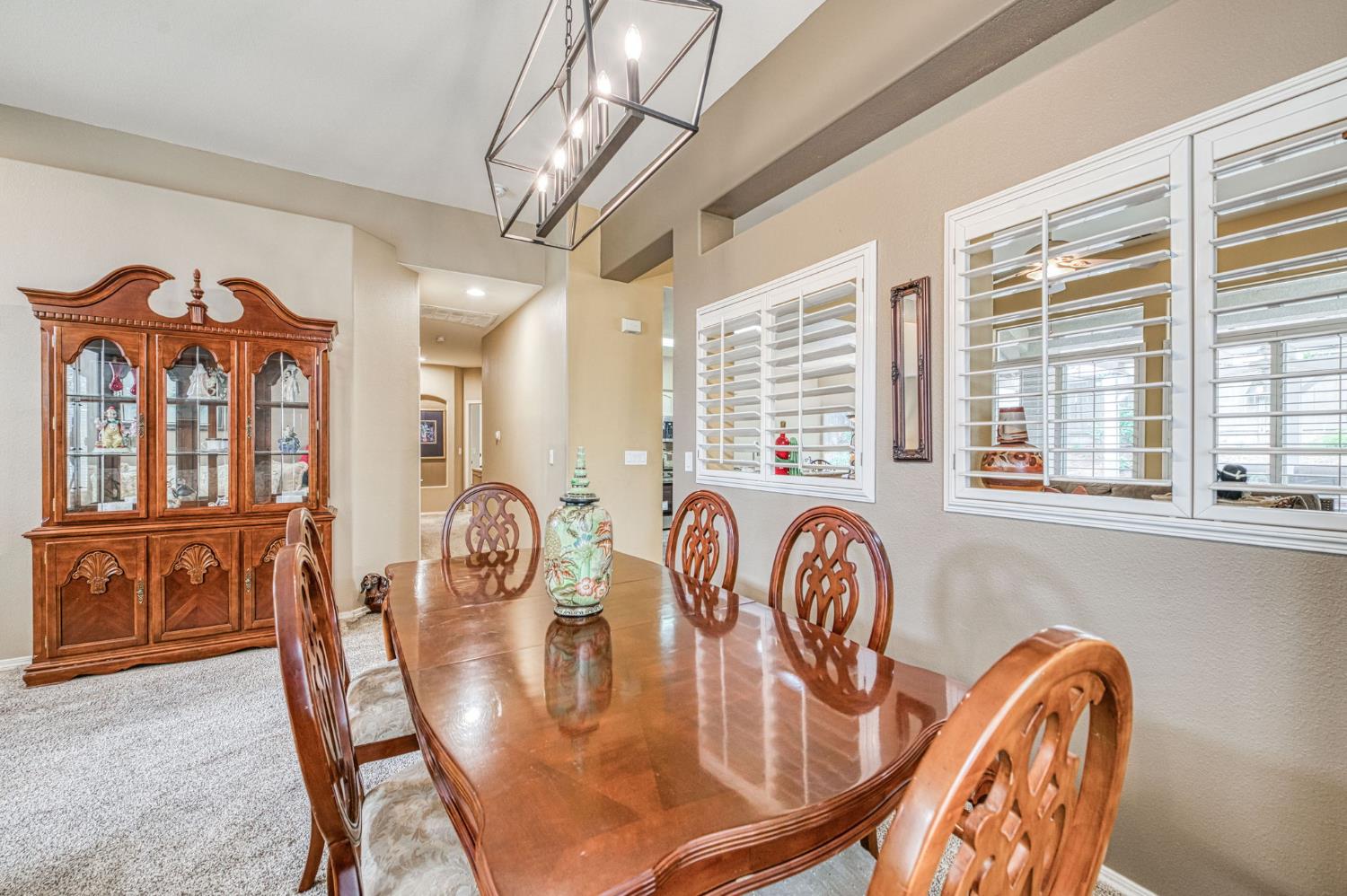 10588 E Fieldstone Ave, Clovis, CA 93619