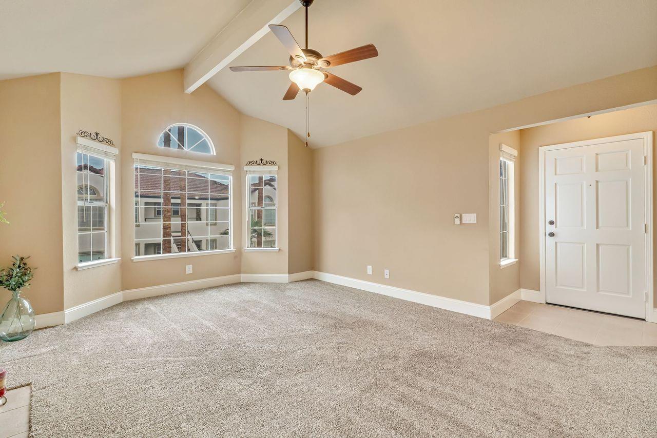 8153 N Cedar Ave #229, Fresno, CA 93720