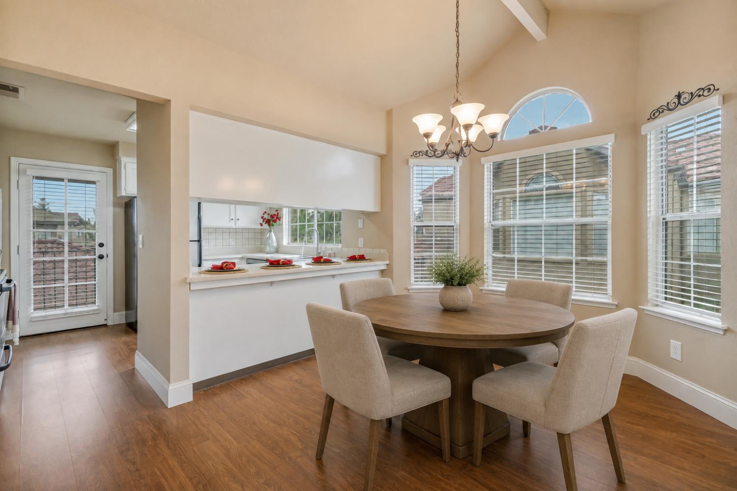 8153 N Cedar Ave #229, Fresno, CA 93720