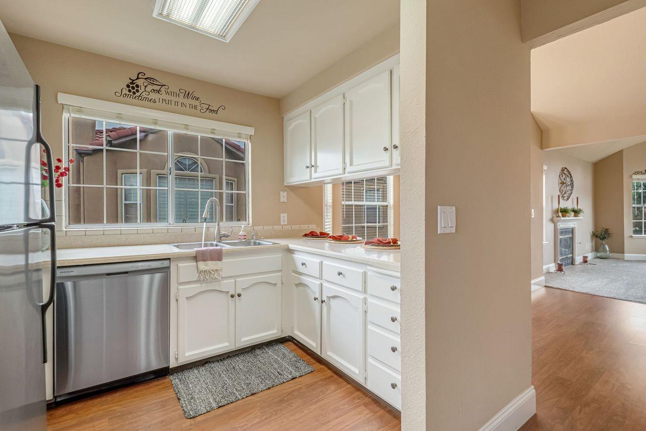 8153 N Cedar Ave #229, Fresno, CA 93720
