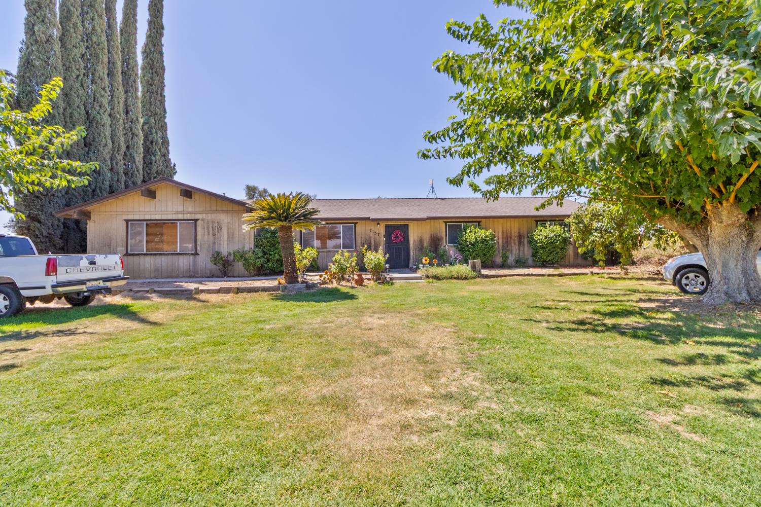 7157 S Cherry Ave, Fresno, CA 93725