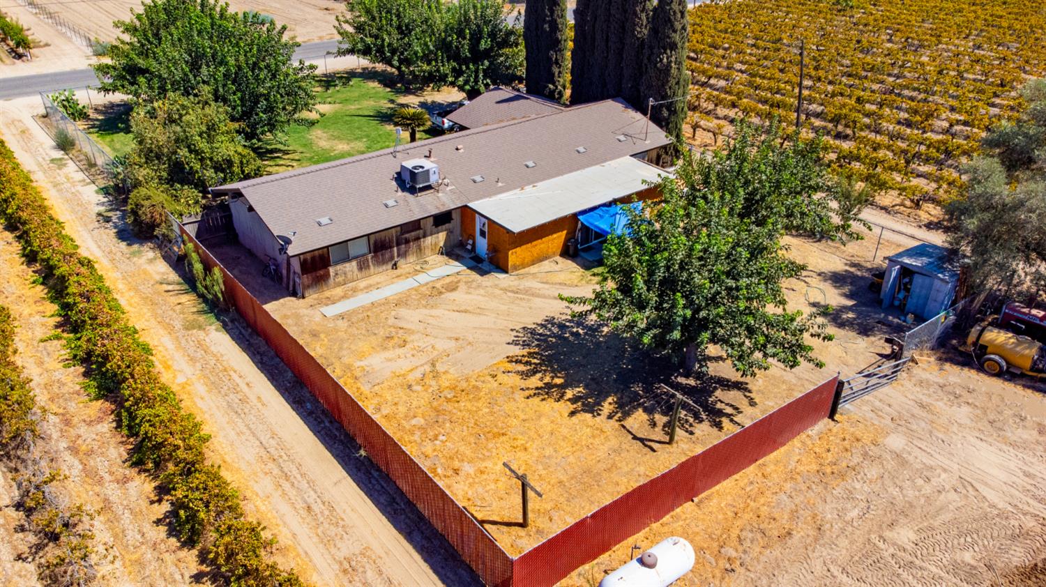 7157 S Cherry Ave, Fresno, CA 93725