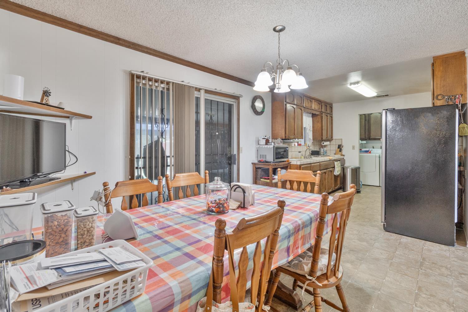 7157 S Cherry Ave, Fresno, CA 93725