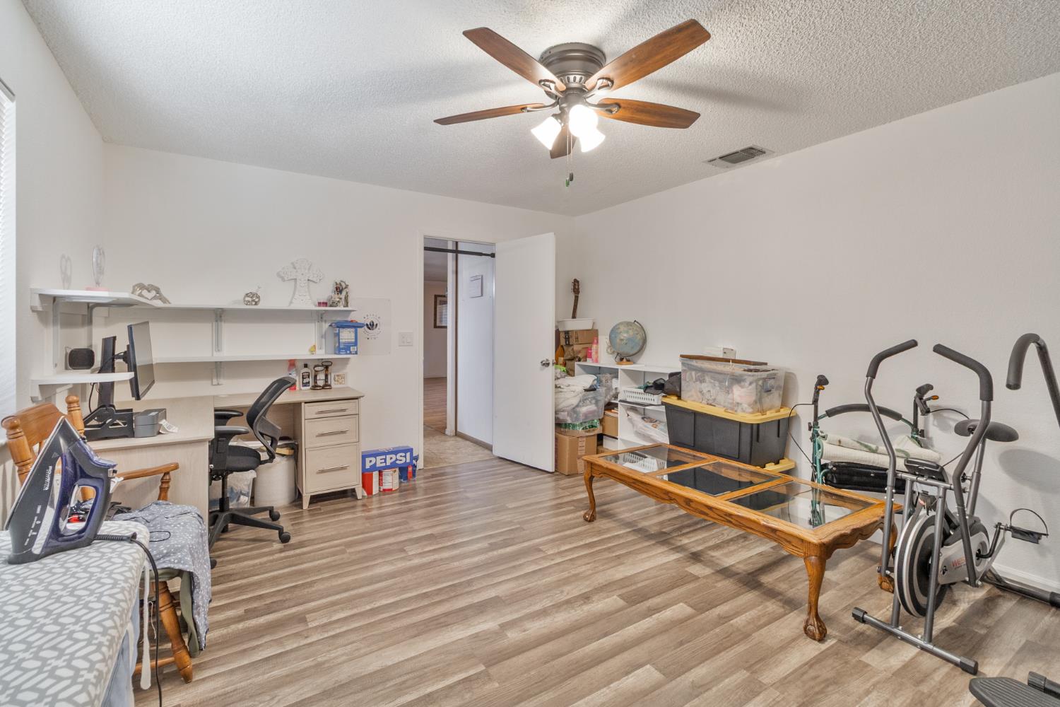 7157 S Cherry Ave, Fresno, CA 93725