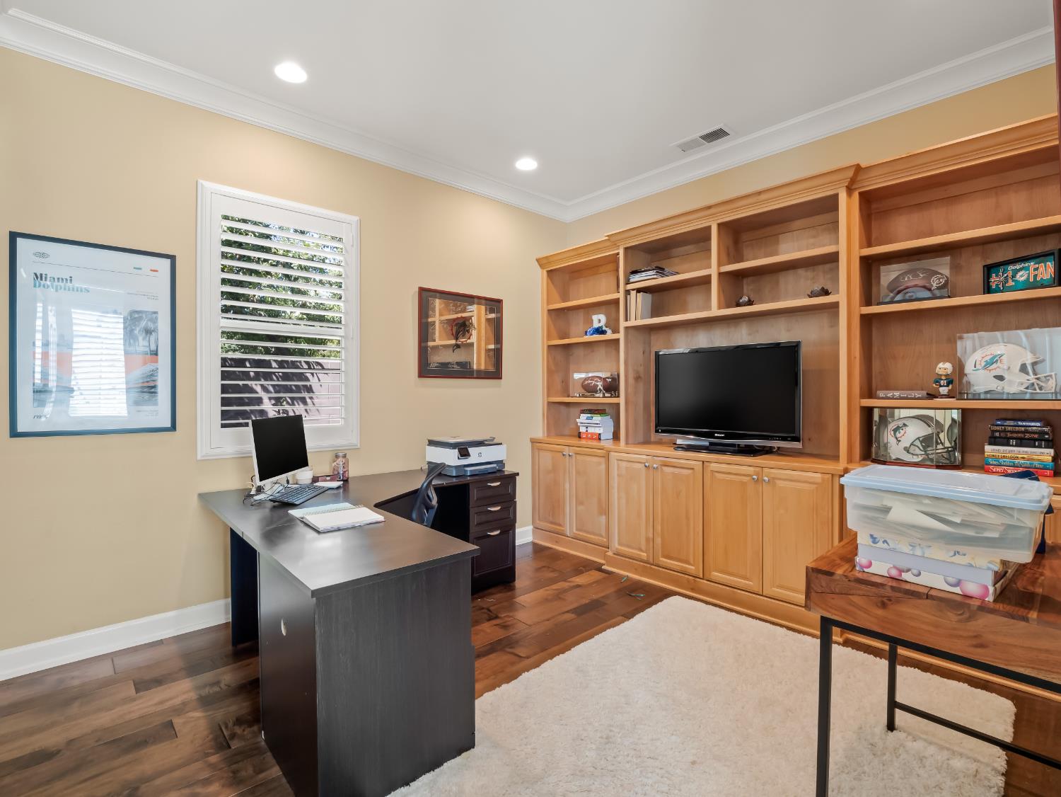 1696 E Banwell Ln, Fresno, CA 93730
