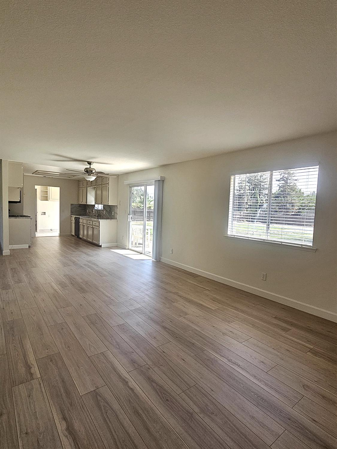 36106 Ruth Ave, Madera, CA 93636