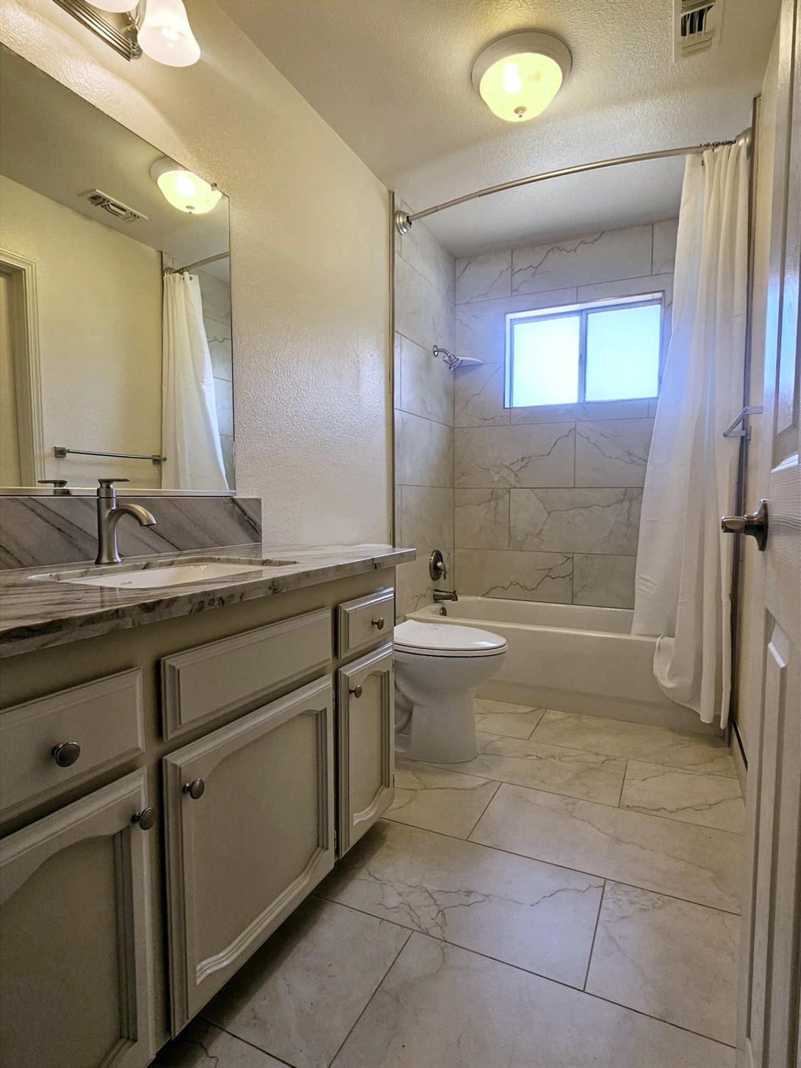 36106 Ruth Ave, Madera, CA 93636