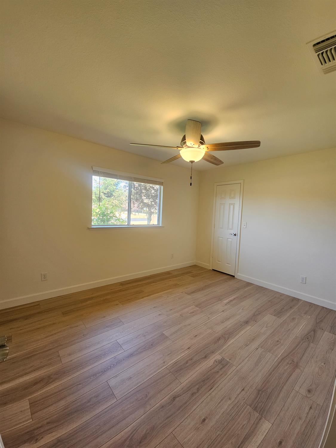 36106 Ruth Ave, Madera, CA 93636