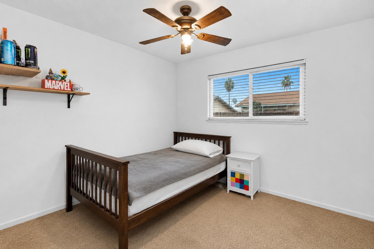 1808 N Dearing Ave, Fresno, CA 93703