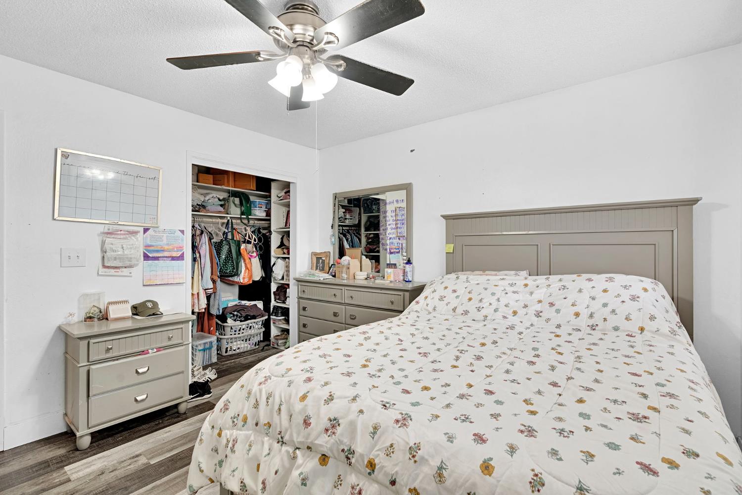 1808 N Dearing Ave, Fresno, CA 93703