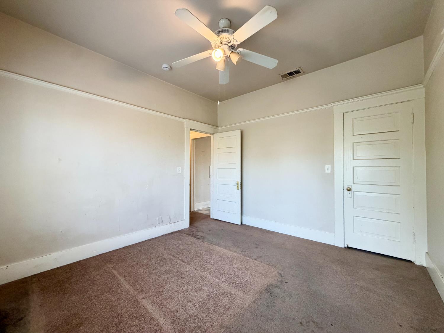 911 N Echo Ave, Fresno, CA 93728