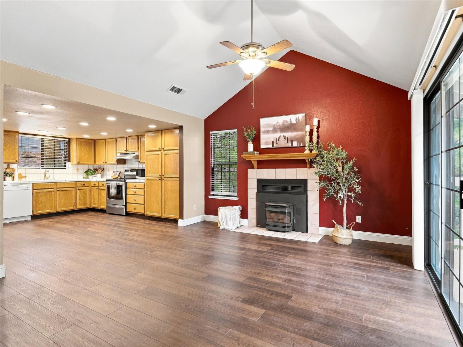 50848 Smoke Tree Trail, Bass Lake, CA 93604