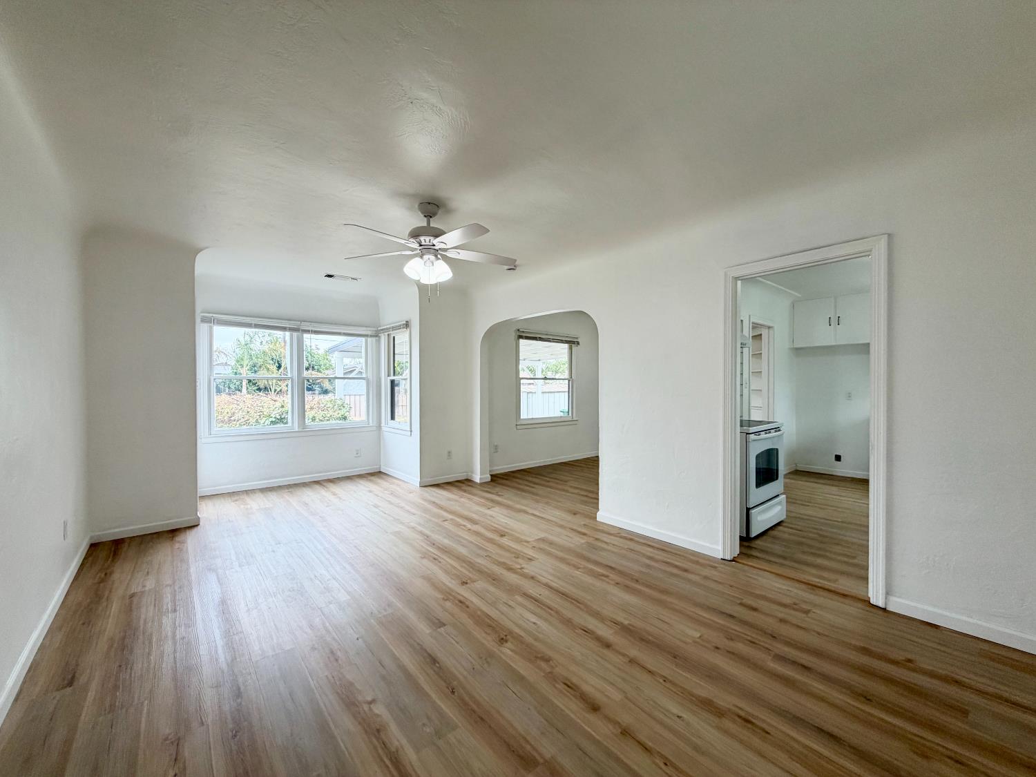2856 B St, Selma, CA 93662