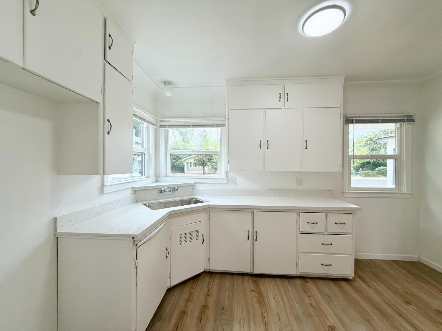 2856 B St, Selma, CA 93662
