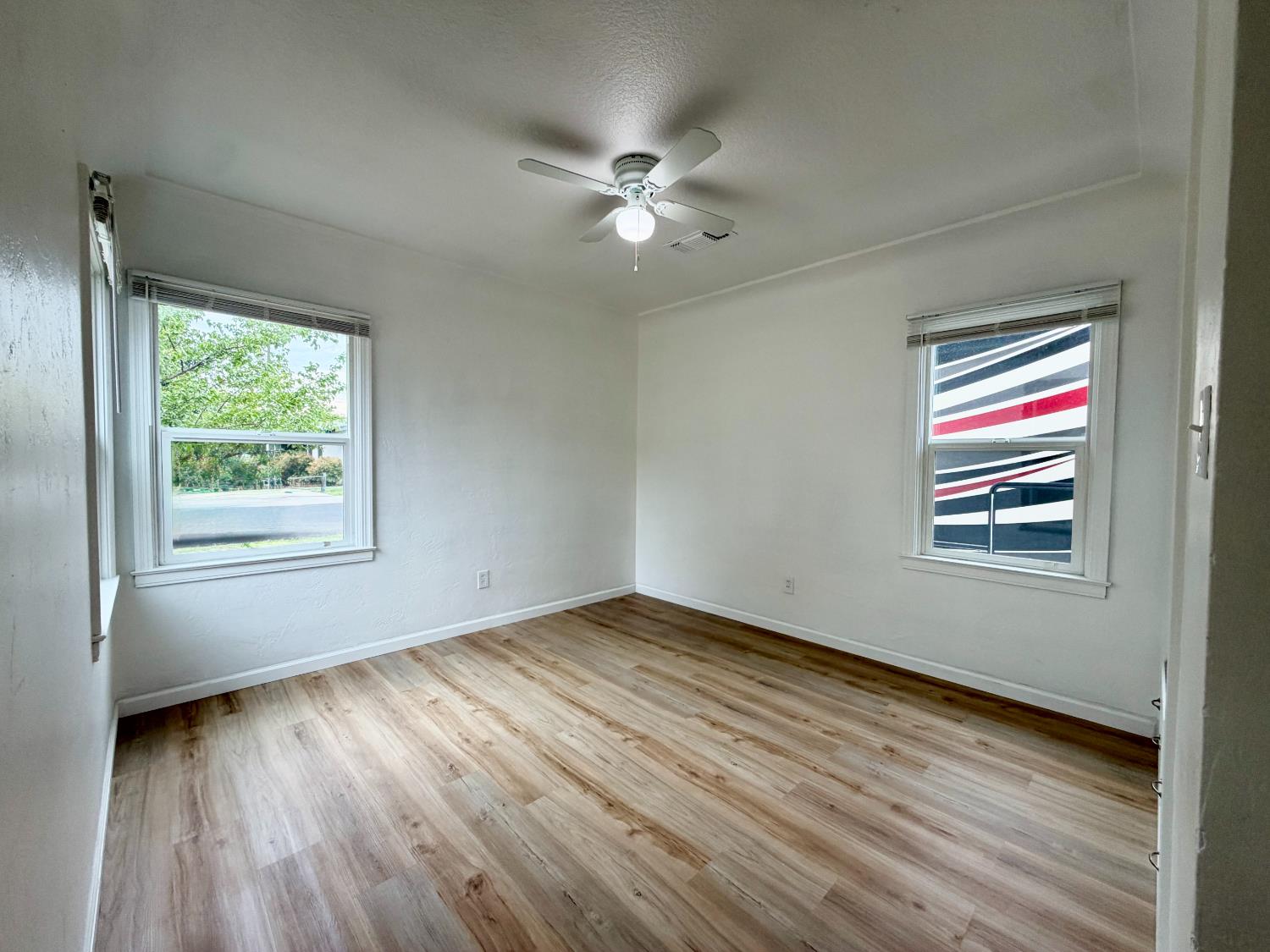 2856 B St, Selma, CA 93662