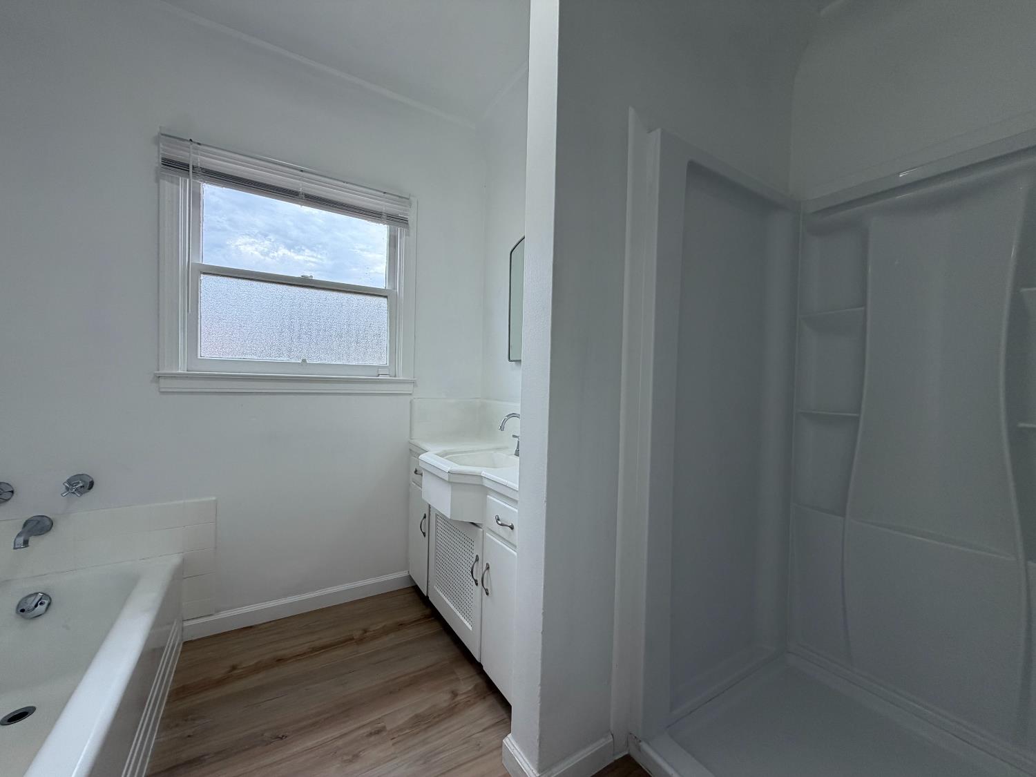 2856 B St, Selma, CA 93662