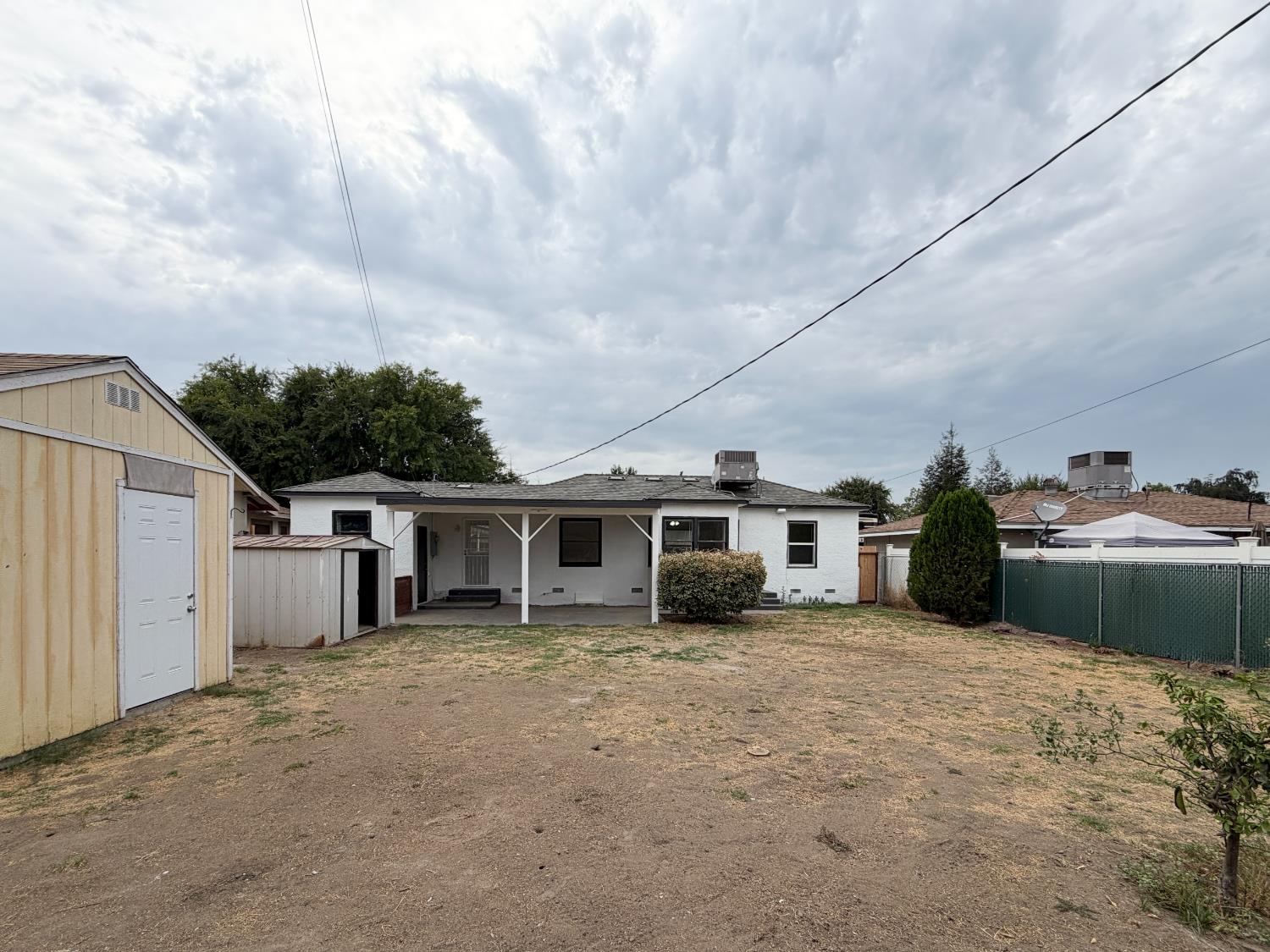 2856 B St, Selma, CA 93662