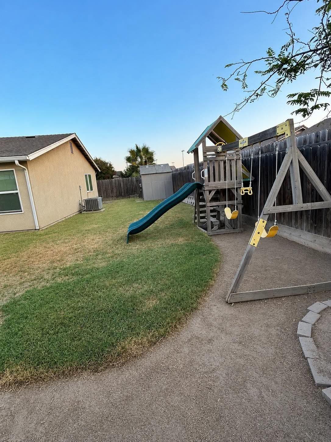 3068 S Foster Ct NE #64, Tulare, CA 93274