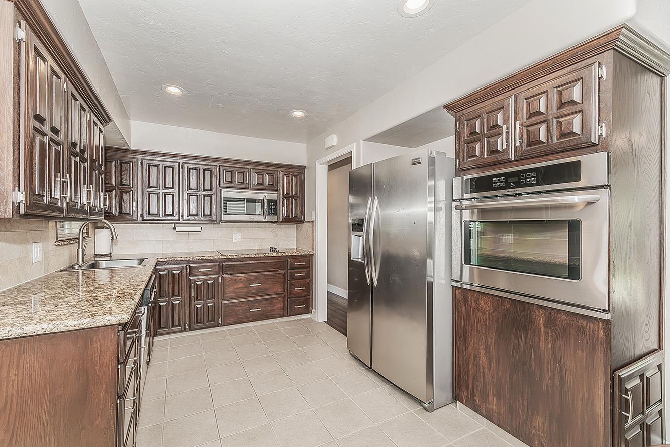 611 San Gabriel Ave, Clovis, CA 93612